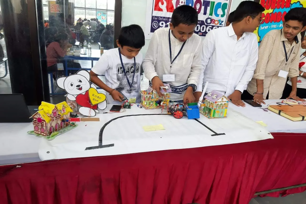 Students of Delhi Public School, Warangal displaying their projects in the field of robotics.