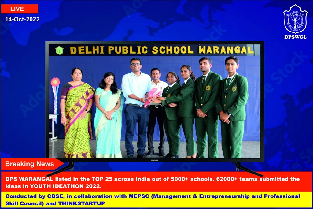Students and Teachers receiving award as DPS, Warangal listed in top 25 in YOUTH IDEATHON 2022.
