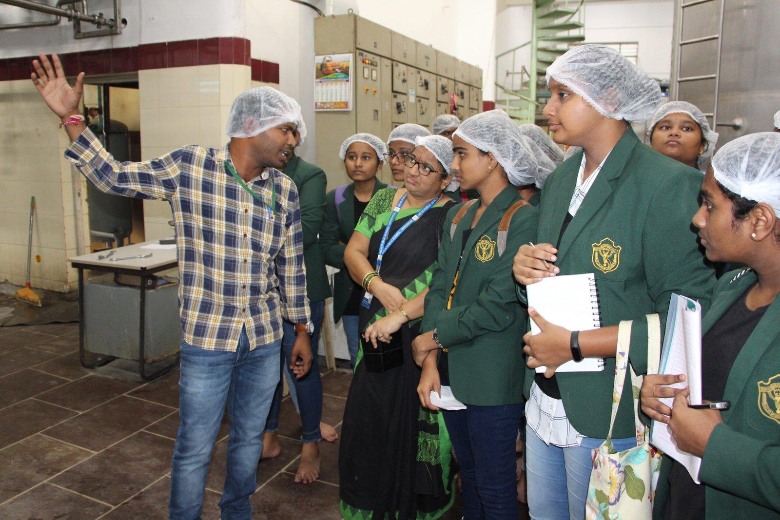 Educational Trips (4)